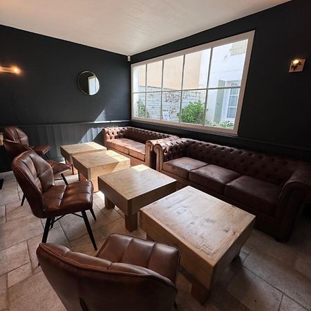 Le Concept Hotel Les Portes-en-Re Bagian luar foto