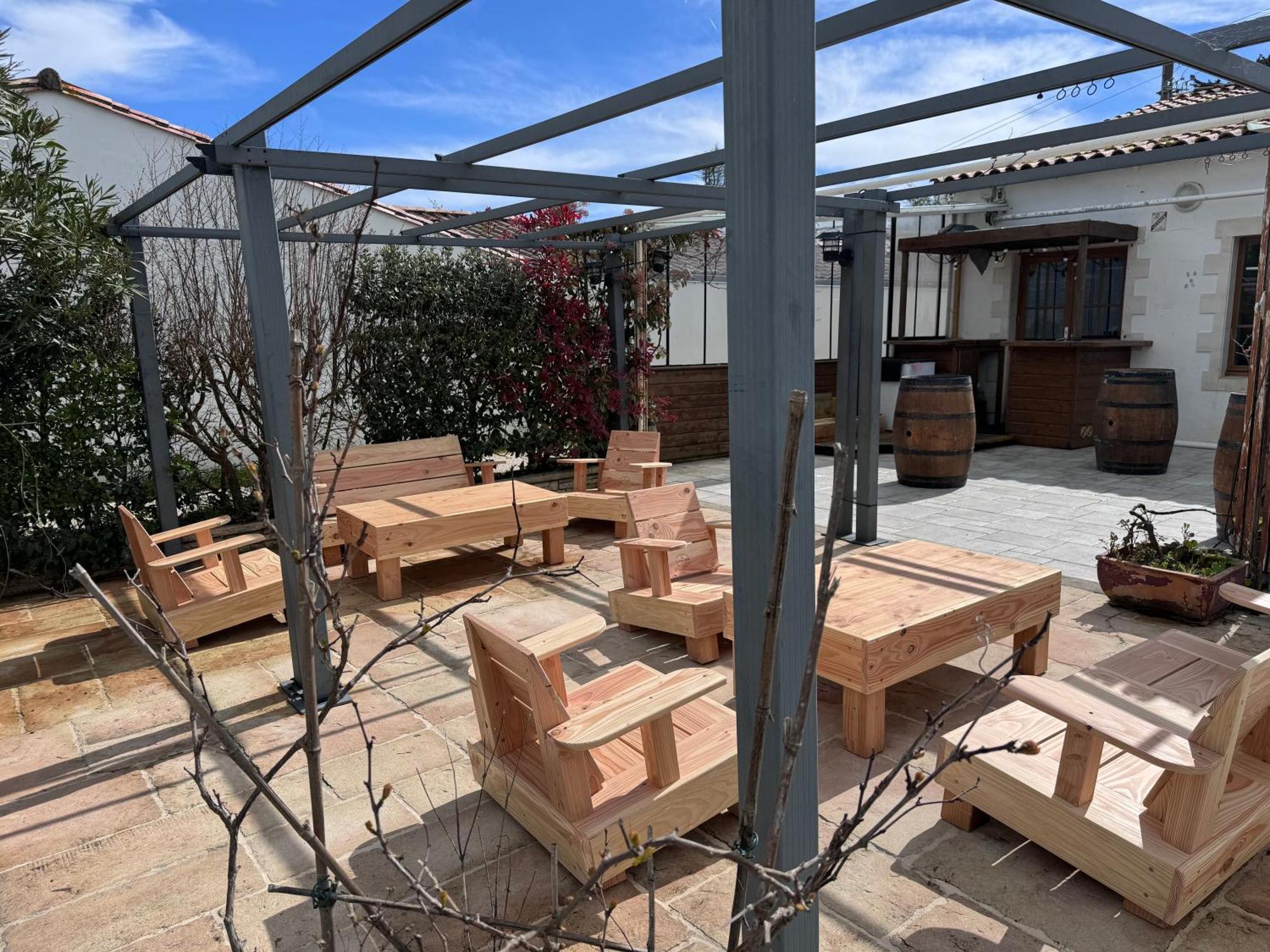 Le Concept Hotel Les Portes-en-Re Bagian luar foto